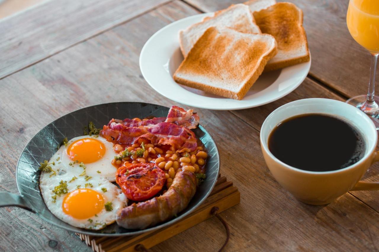 Bed & Breakfast Unter Den Linden Hungen Buitenkant foto