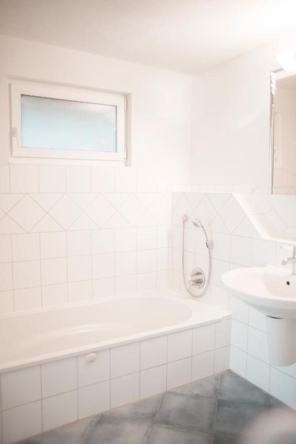 Bed & Breakfast Unter Den Linden Hungen Buitenkant foto