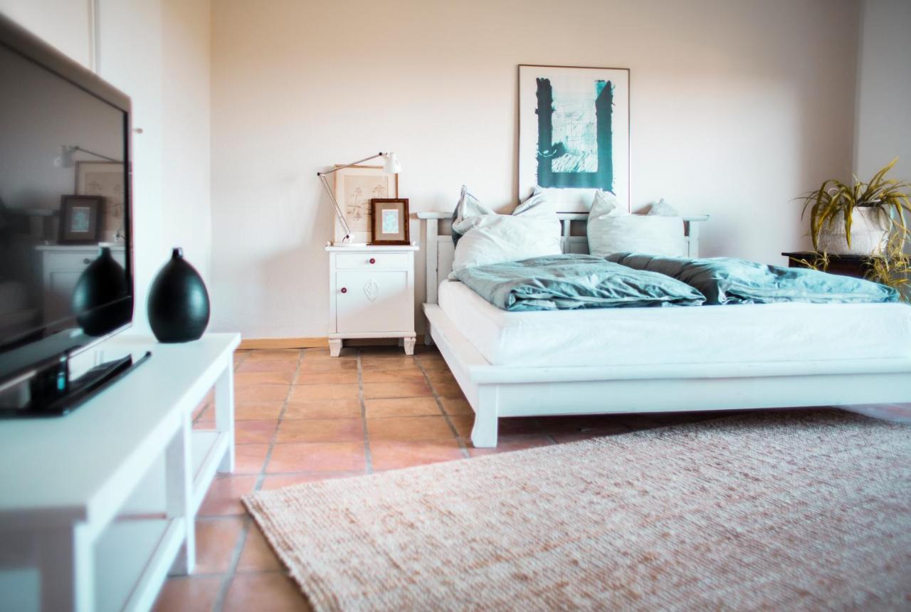 Bed & Breakfast Unter Den Linden Hungen Buitenkant foto